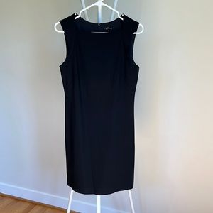 Theory sleeveless shift dress size 6